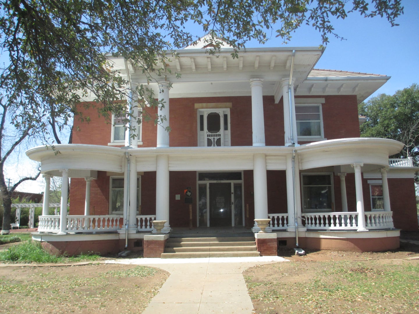 Exterior of Kell House Museum in Wichita Falls, Texas, photographed in April 2013