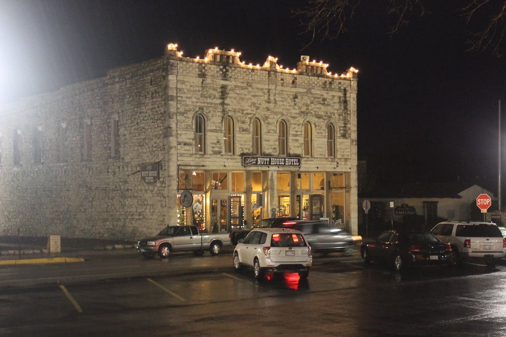 Photo of Nutt House Hotel