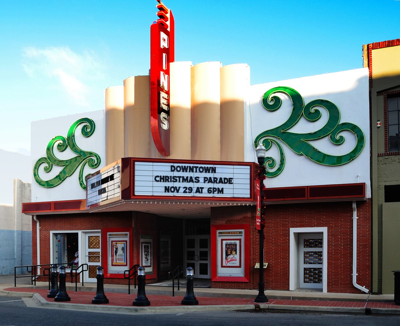 Photo of Pines Theater