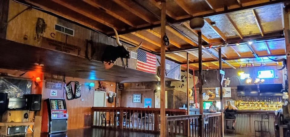 Front exterior of Parker Bros. Trail Dust Steakhouse in Sanger, Texas