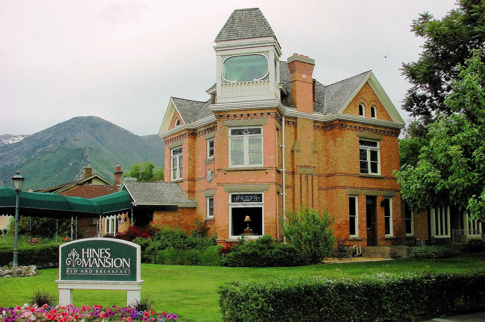The Hines Mansion in Provo, Utah — 1895 Victorian brick mansion now operating as a bed and breakfast