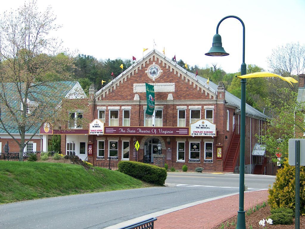 Barter Theatre main entrance on West Main Street in Abingdon Virginia