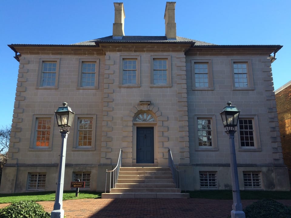 Carlyle House, Alexandria, Virginia, a straight-on daytime frontal view under clear sky, November 2015.