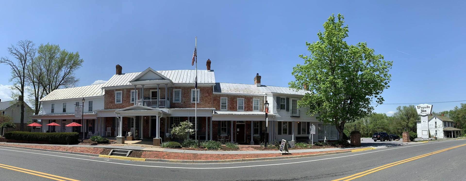 The facade of the Historic Wayside Inn on Main Street in Middletown, Virginia, the oldest continuously operating inn in the United States
