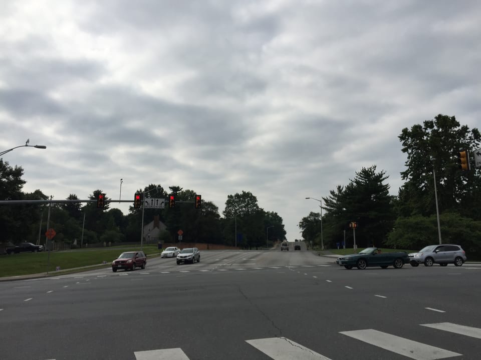 View east along Virginia State Route 253 (Port Republic Road) at U.S. Route 11 (Main Street) in Harrisonburg, Virginia