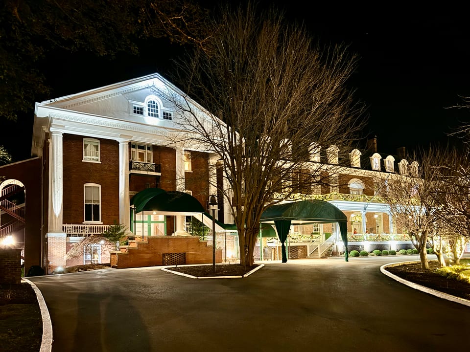 Photo of Martha Washington Inn