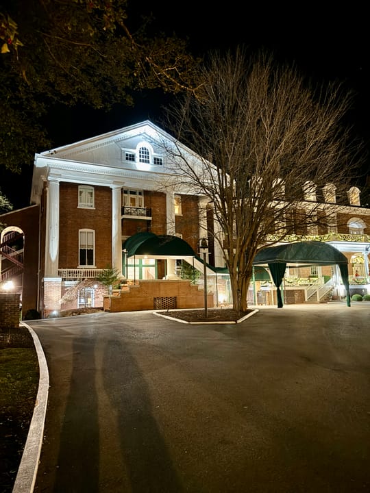 Photo of Martha Washington Inn