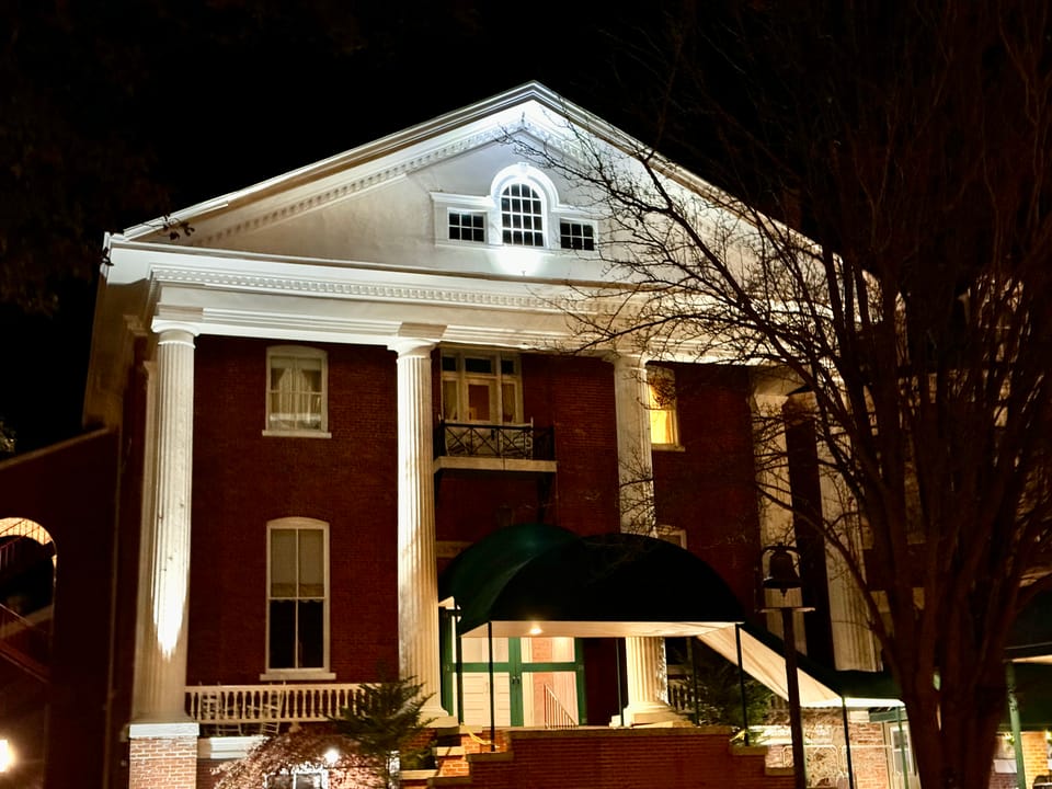 Photo of Martha Washington Inn