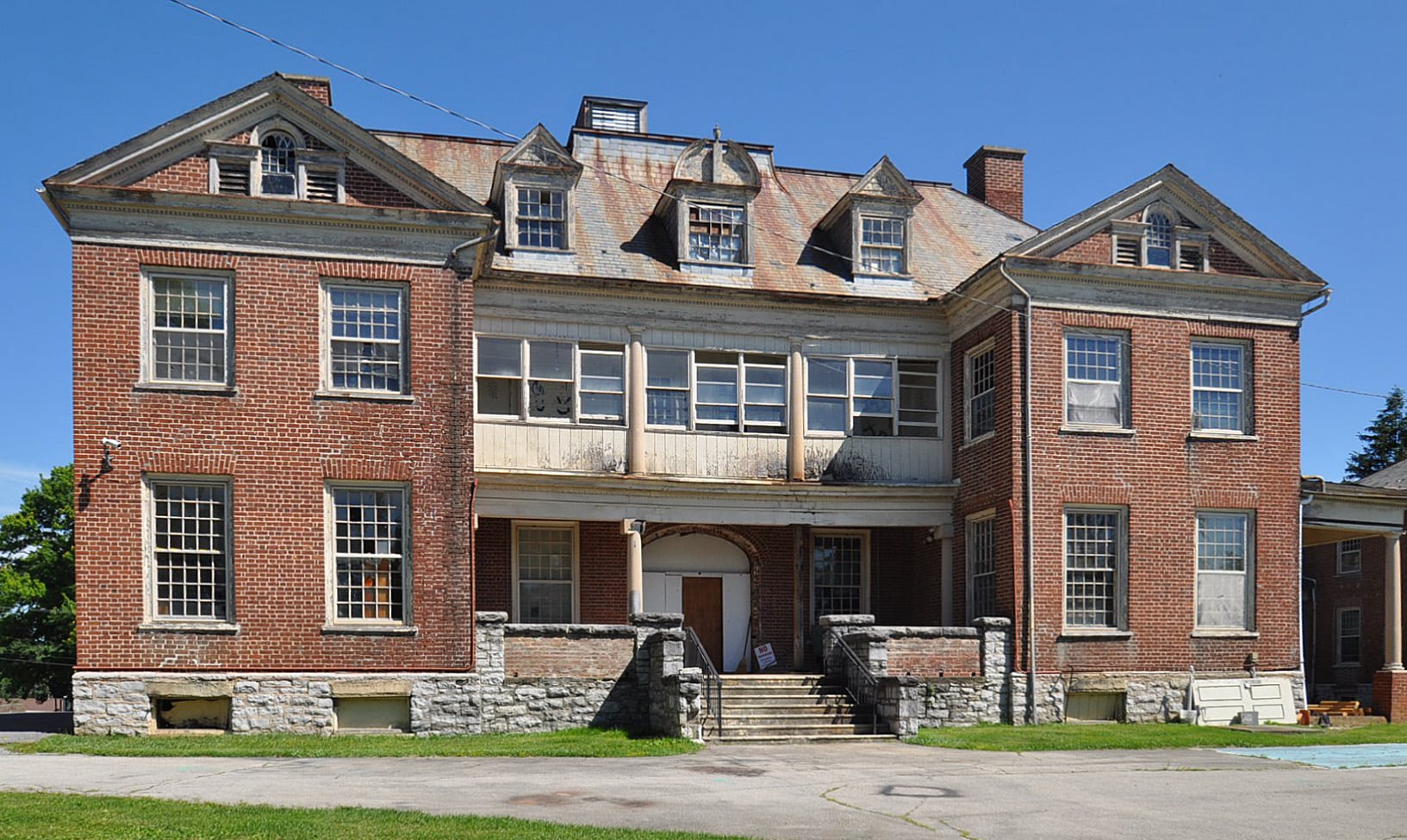 St Albans Sanatorium front exterior in Radford Virginia, 1892 former Lutheran school turned psychiatric hospital