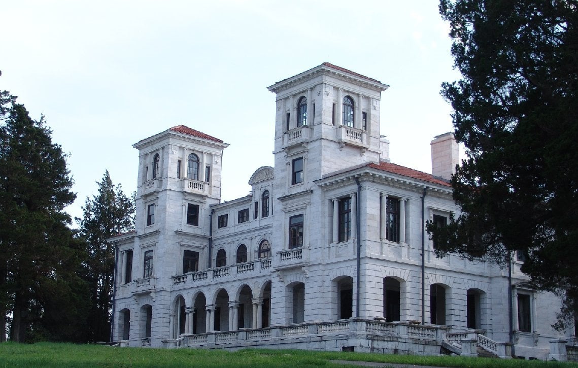 Swannanoa, the 1912 marble mansion on Afton Mountain, Virginia