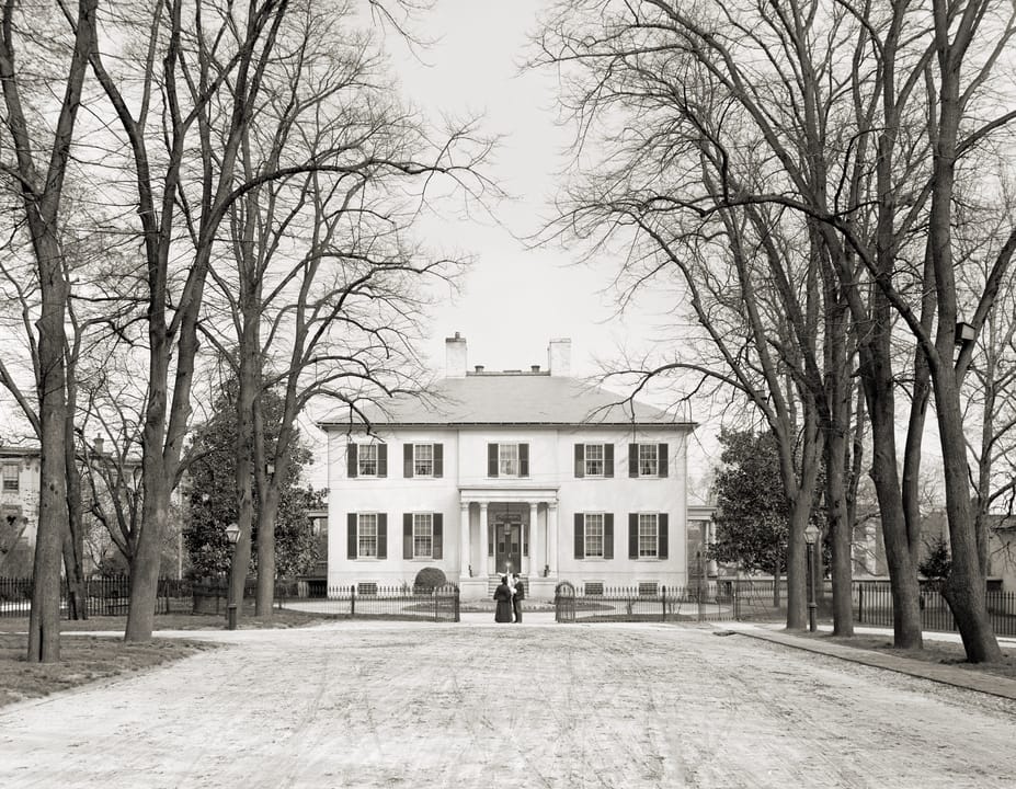 Exterior of the Virginia Executive Mansion at Capitol Square in Richmond, Virginia — the oldest continuously occupied U.S. governor's residence, built 1811–1813 in Federal style