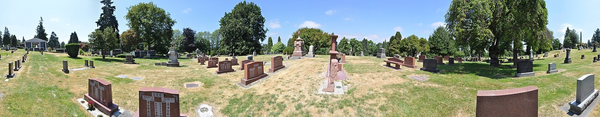 Panoramic view of Lake View Cemetery in Seattle's Capitol Hill, an 1872 cemetery and final resting place of Bruce Lee, Brandon Lee, and many of Seattle's pioneers.