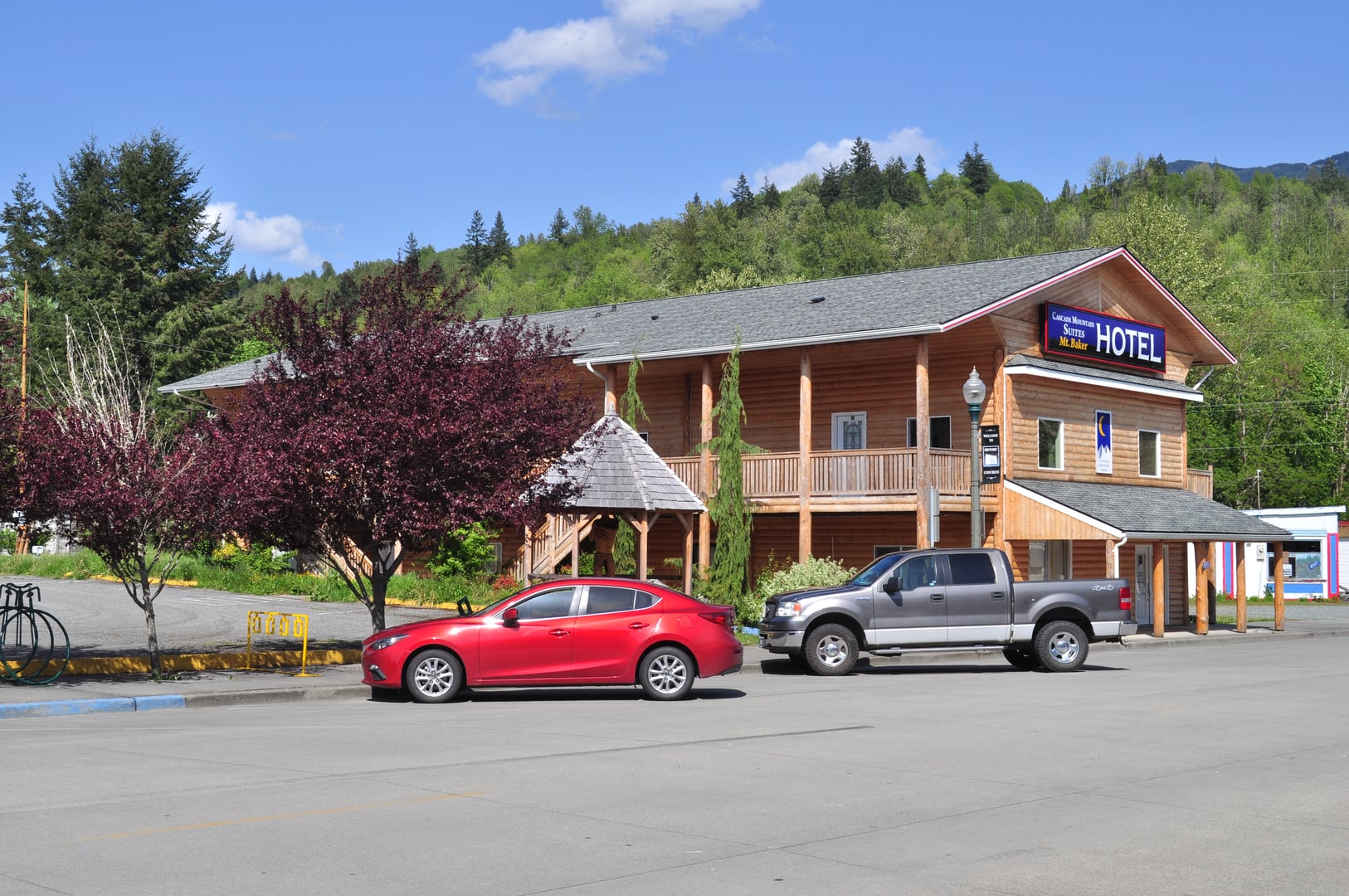The Mt. Baker Hotel (Cascade Mountain Suites) on Main Street in downtown Concrete, Washington, a 1924 historic hotel