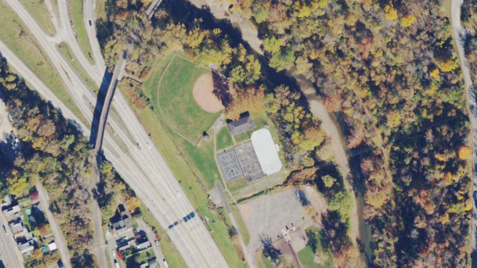 Aerial survey view of Tunnel Green (Hempfield Tunnel)