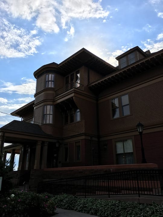 Photo of Fairlawn Mansion