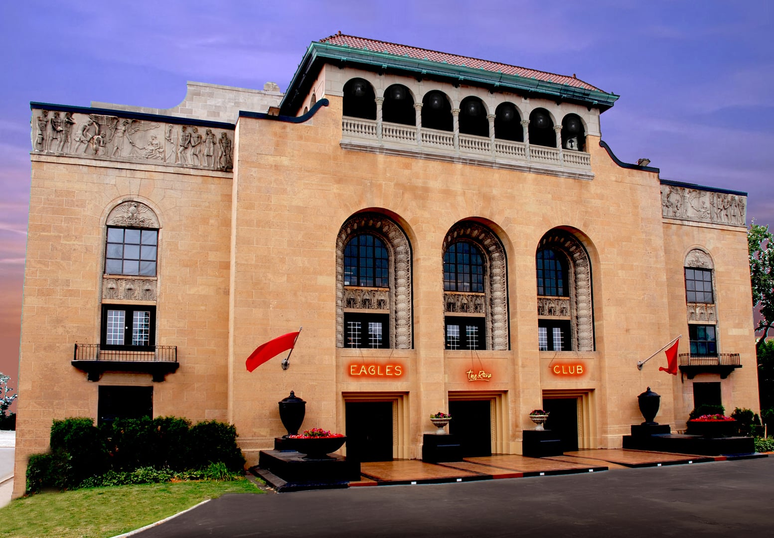 The Rave / Eagles Club in Milwaukee Wisconsin, historic 1927 music venue and concert hall