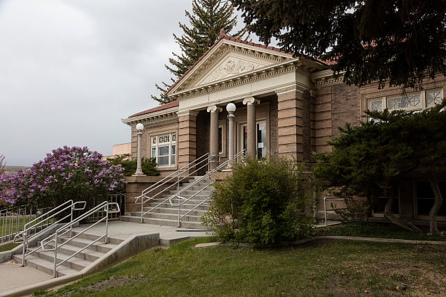 Sweetwater County Library exterior at 300 N. 1st East in Green River, Wyoming, photographed by Carol Highsmith